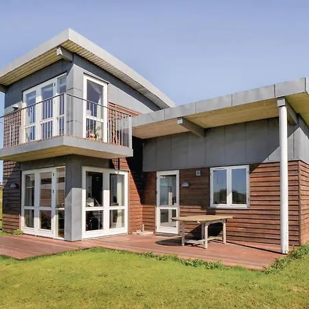 4 Bedroom Amazing In *