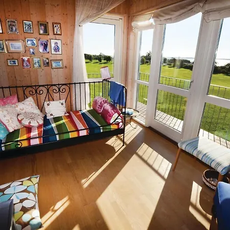 4 Bedroom Amazing In בית נופש *