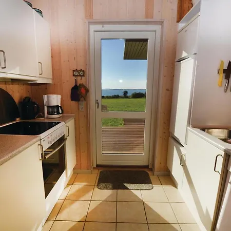 4 Bedroom Amazing In Holiday home *