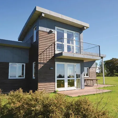 4 Bedroom Amazing In *